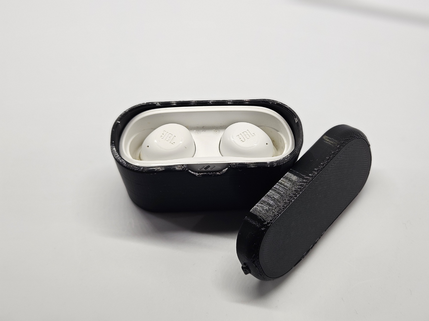 JBL Wave Buds Case gallery image 4