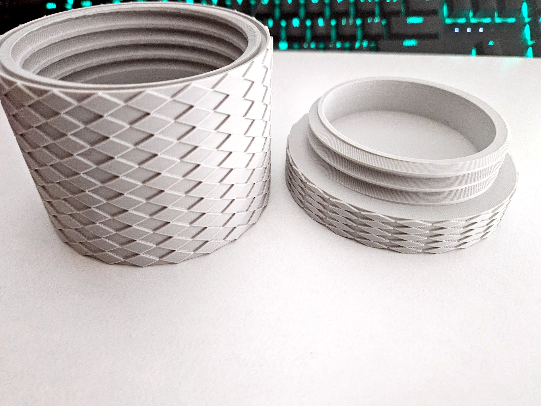 Threaded Container gallery image 2